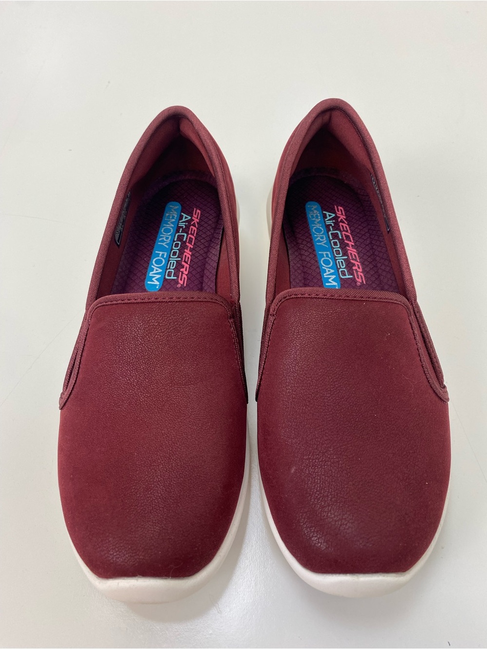 Skechers Slip-On Sneakers in Burgundy